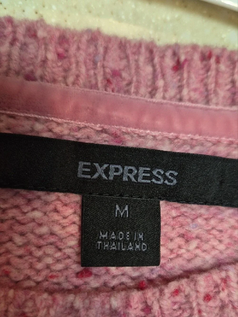 Express Pink Crewneck Sweater - Textured Knit 100% Lambs Wool M